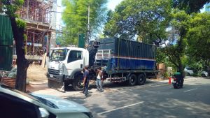 Sewa & rental Truck Mounted Crane 8-60+ ton di Jabodetabek & seluruh Jawa Barat. Artha Konstruksi sediakan unit terawat, operator ahli, & harga kompetitif untuk angkat dan angkut material, instalasi industri, konstruksi, & logistik. Hubungi Anwar: 0813-1711-6767.