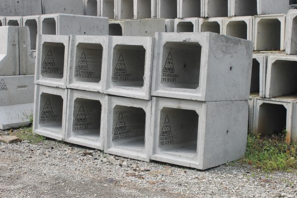 Jual box culvert beton pracetak berkualitas tinggi untuk saluran air & drainase di Jabodetabek. Kuat, efisien, berbagai ukuran. Solusi modern infrastruktur Anda. Hubungi Anwar: 0813-1711-6767.