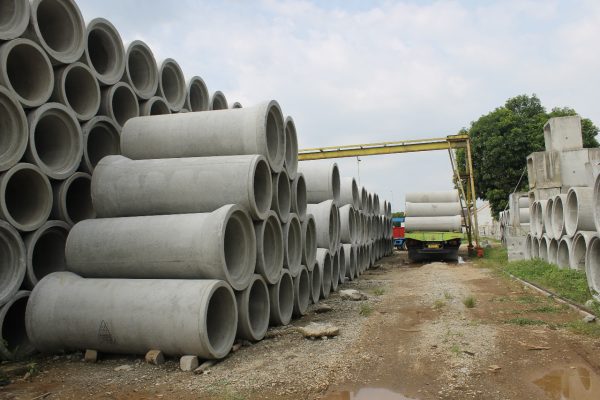 Jual Pipa RCP beton pracetak berkualitas tinggi untuk saluran air & drainase di Cileungsi & Jabodetabek. Kuat, efisien, berbagai diameter. Solusi infrastruktur Anda. Hubungi Anwar: 0813-1711-6767.