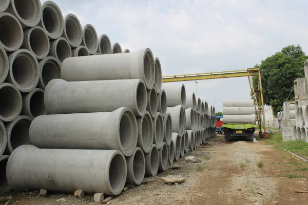Jual Pipa RCP beton pracetak berkualitas tinggi untuk saluran air & drainase di Cileungsi & Jabodetabek. Kuat, efisien, berbagai diameter. Solusi infrastruktur Anda. Hubungi Anwar: 0813-1711-6767.