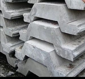Cari harga jasa sheet pile Cilegon? Artha Konstruksi sediakan jasa instalasi sheet pile beton tipe flat, W & king pile di Cilegon & sekitarnya. Hubungi Anwar: 0813-1711-6767!