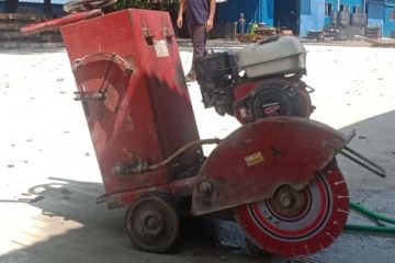 Cari harga jasa bongkar beton? Artha Konstruksi sediakan solusi efisien & aman dengan alat lengkap untuk berbagai skala proyek. Hubungi Anwar: 0813-1711-6767!