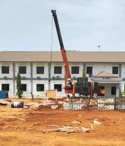Cari harga sewa alat HSPD Cilegon? Artha Konstruksi tawarkan HSPD 80, 120, 240 ton minim getaran & bising. Solusi pondasi efisien. Hubungi Anwar: 0813-1711-6767!