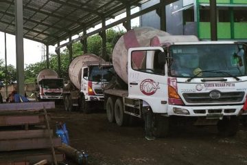 Dapatkan readymix Merah Putih & sewa pompa beton cor terbaik dari Artha Konstruksi. Solusi pemesanan beton cor readymix Merah Putih untuk proyek Anda. Hubungi Anwar: 0813-1711-6767.