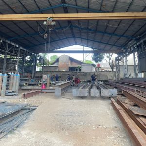Dapatkan penawaran harga fabrikasi baja WF per kg di Depok dari Artha Konstruksi. Kami menawarkan solusi struktur baja terpercaya dan presisi untuk proyek Anda.