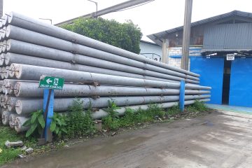 Cari jasa pasang tiang listrik beton profesional? Artha Konstruksi menawarkan layanan pasang tiang listrik dan PJU yang aman, sesuai standar, dan terpercaya. Hubungi kami sekarang!