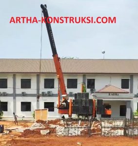Butuh jasa pemancangan tiang pancang hidrolik jack? Kami melayani HSPD 50-320 ton, spun pile, dan square pile di Jabodetabek & seluruh Jawa. Hubungi kami sekarang!